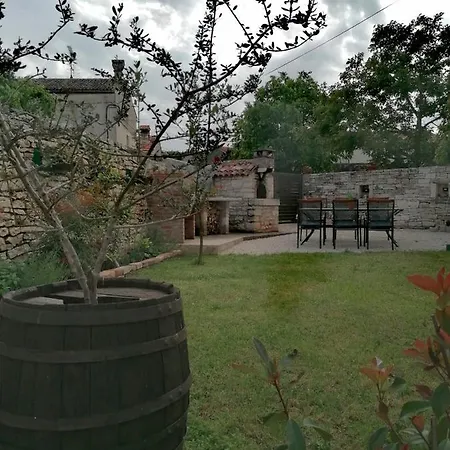 Holiday home Casa Sossi Near Rovinj Kanfanar