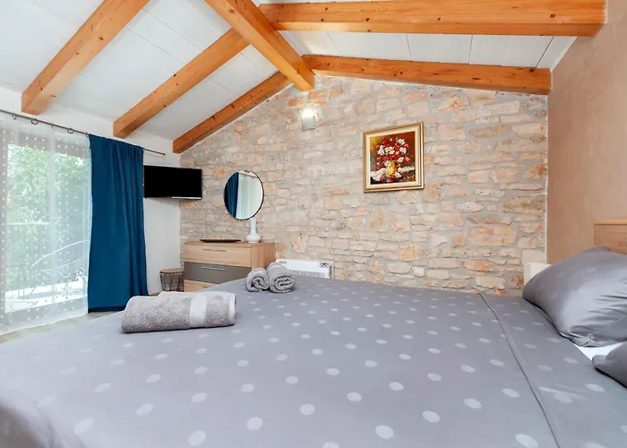 Casa Sossi Near Rovinj Vikendica Kanfanar