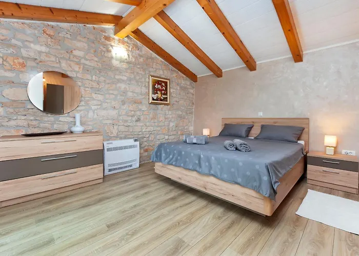 Casa Sossi Near Rovinj Vikendica *
